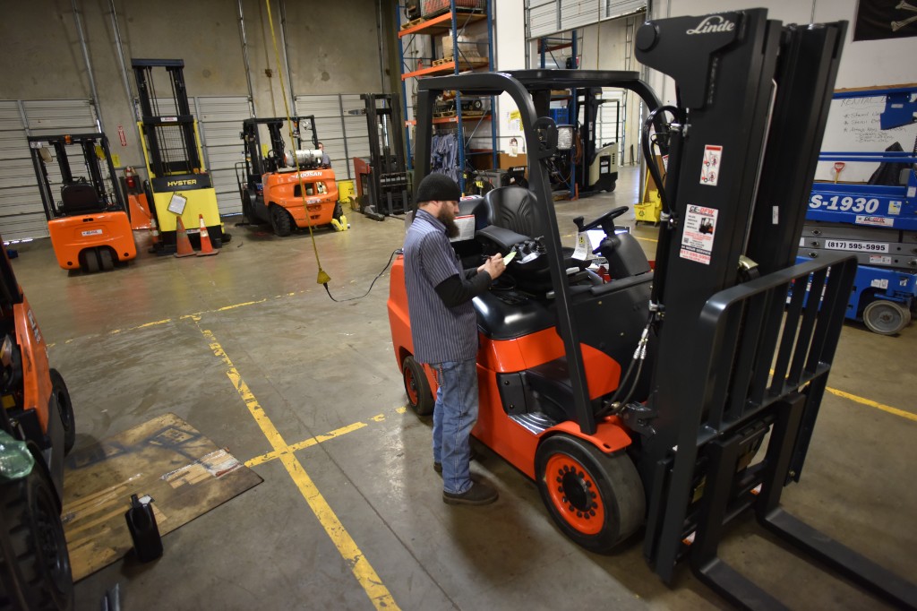 Caring For Your Forklift Battery Kion North America
