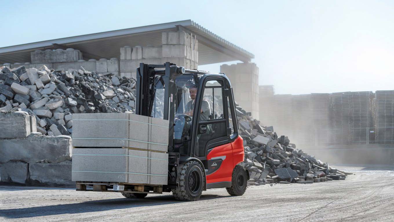 Six Reasons to Choose Linde Electric Forklifts